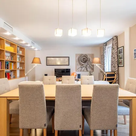 Luxurious In The Center Of Lejlighed